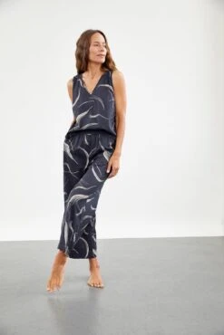 Mariposa Tank - Malaga Print - ReAmour -Drapsify Sales Store 0067 Mariposa Malaga 0120 web d525f455 0915 45df b663 35c4cee66b9f