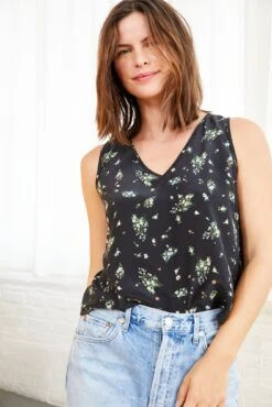 Tori Silk Tank -Drapsify Sales Store 0211ToriBolinasFloral 6668 web