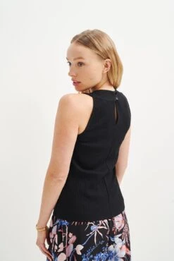 Leomie Paris Rib Tank - Black -Drapsify Sales Store 0474 Leomie Black 0829 web b2e485c4 ccdd 4159 be96 9bef7d29c30b