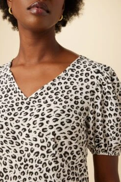 Juliana Washable Silk Blouse - Tiger Eye Silver -Drapsify Sales Store 0753R1 Juliana Tiger Eye Silver 4