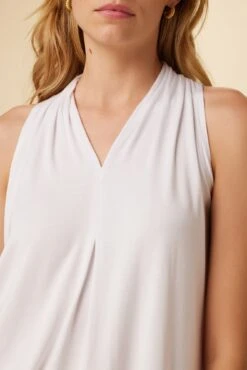 Suzanna Dream Knit Top - White 8 Suzanna Dream Knit Top - White -Drapsify Sales Store 0798 Suzanna White 4 d6f37b90 4886 4501 95c4 6c782b340380