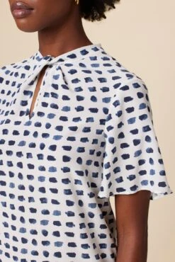 Seville Washable Silk Blouse - Squared Up White -Drapsify Sales Store 0806 Seville Squared Up White 4