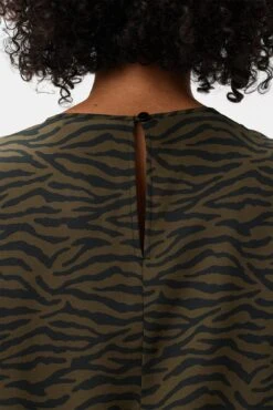 Odilia Washable Silk Blouse - Zebra Green Black 9 Odilia Washable Silk Blouse - Zebra Green Black -Drapsify Sales Store 10175 Odilia Silk Zebra Green Black 5