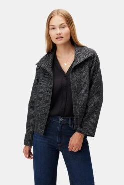 Kaya Blouse - Black -Drapsify Sales Store 10242 Kaya Mixed Media Black 4