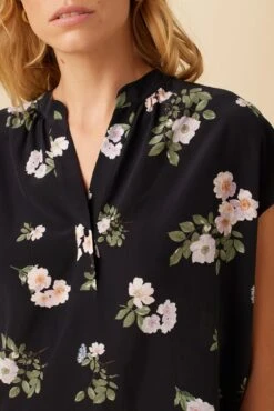 Renata Washable Silk Blouse - Ladera Floral 8 Renata Washable Silk Blouse - Ladera Floral -Drapsify Sales Store 1068 Renata Ladera Floral 4