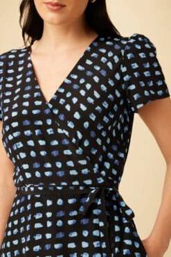 Ellie Washable Silk Dress - Squared Up Black -Drapsify Sales Store 7912 Ellie Squared Up Black 4