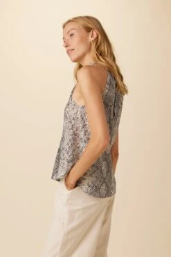 Drapsify Sales Store -Drapsify Sales Store 7934 Hayden Serpentine 2